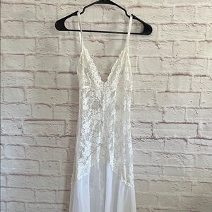 Dreamgirl White Lace Nightgown
